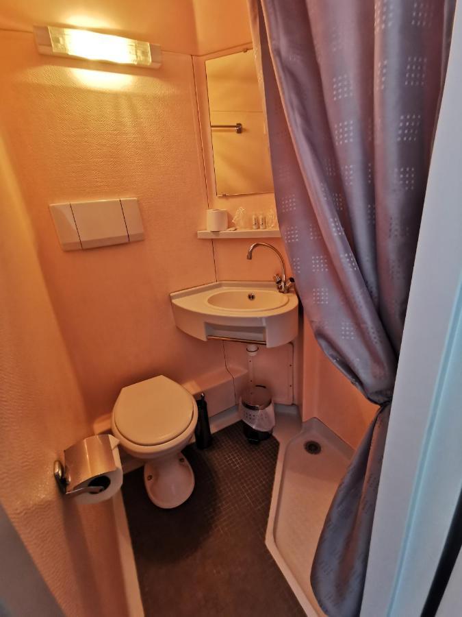 Hotel Le Tourisme Embrun Zewnętrze zdjęcie